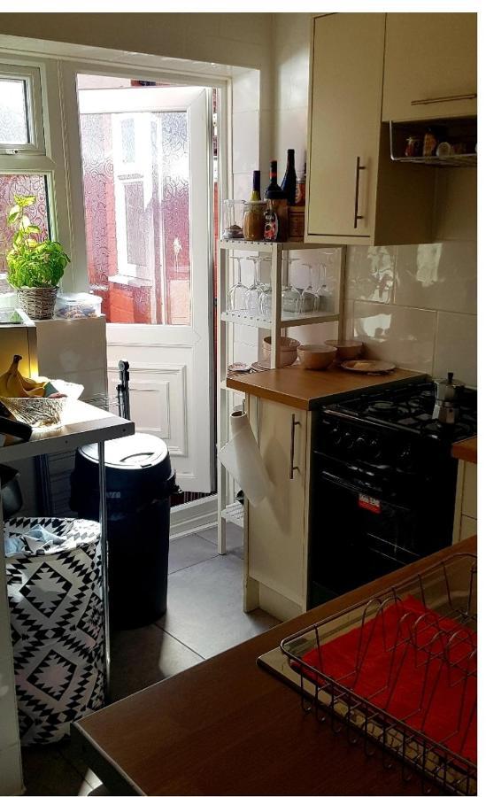Room In A Shared House! リヴァプール エクステリア 写真